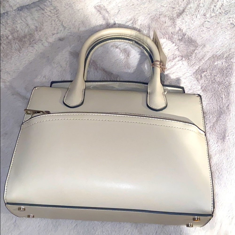 Cute Sand Handbag - Picture 1 of 3